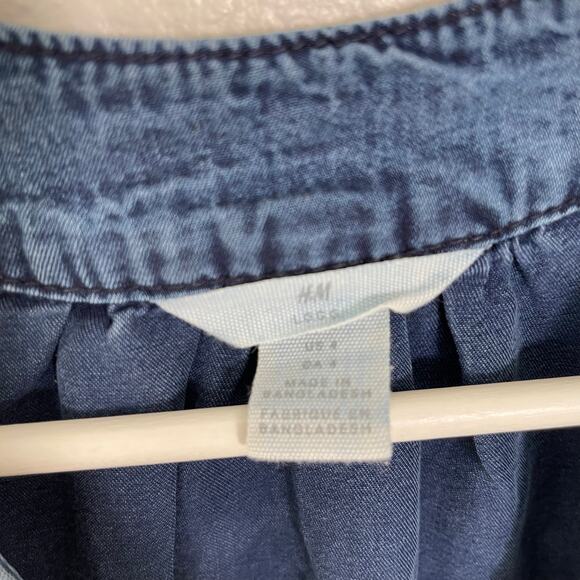H&M Women Blue Denim Shift Dress Chambray Short Sleeve V-Neck Tunic Girly Size 4 - Picture 2 of 8